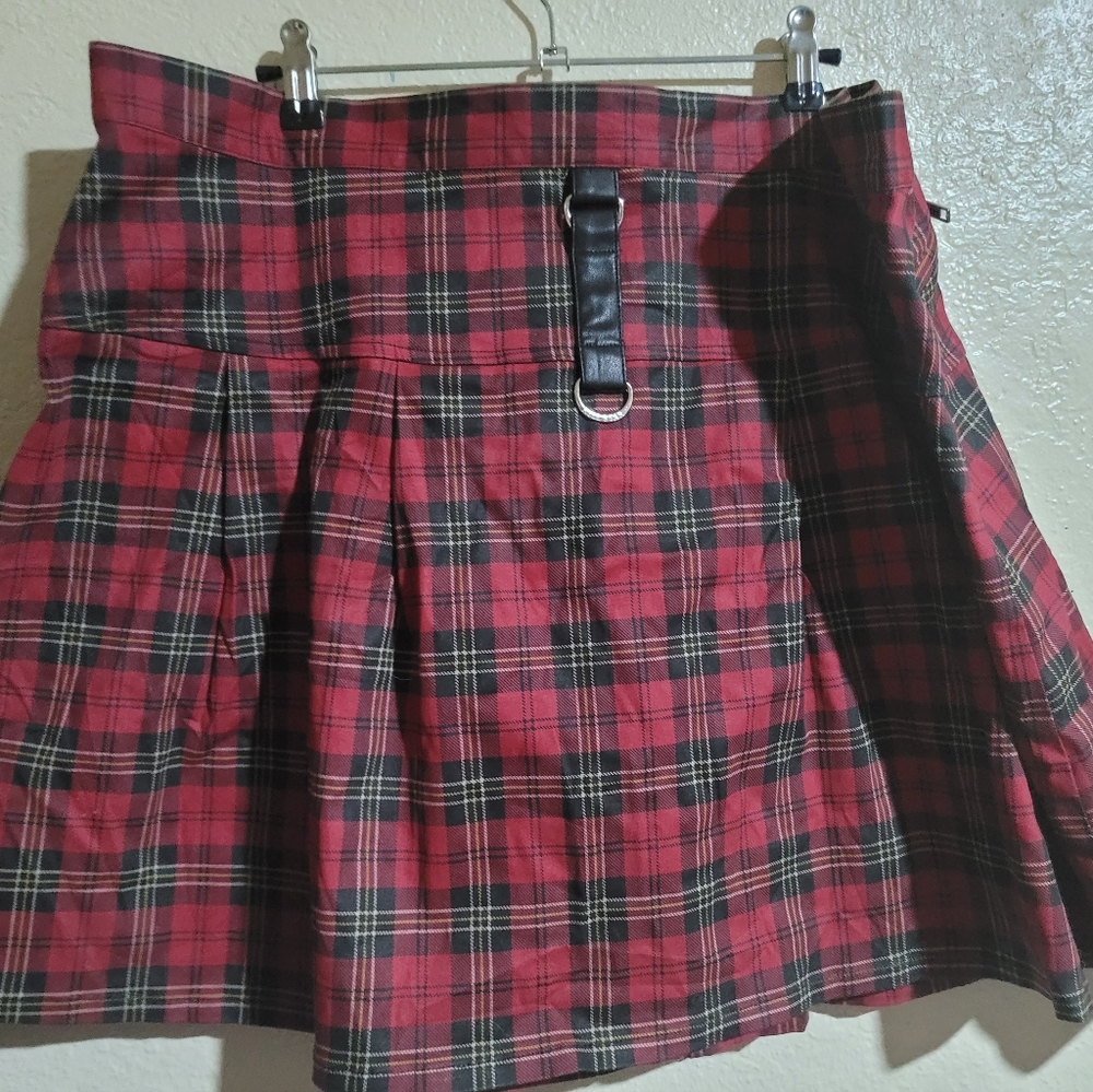XXL red plaid killstar skirt